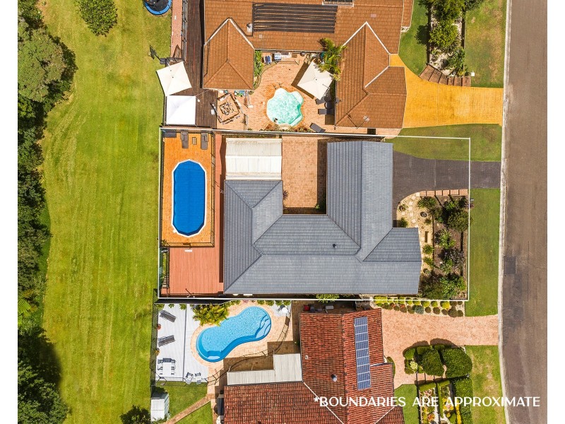 5 Judy Anne Close, Green Point NSW 2251