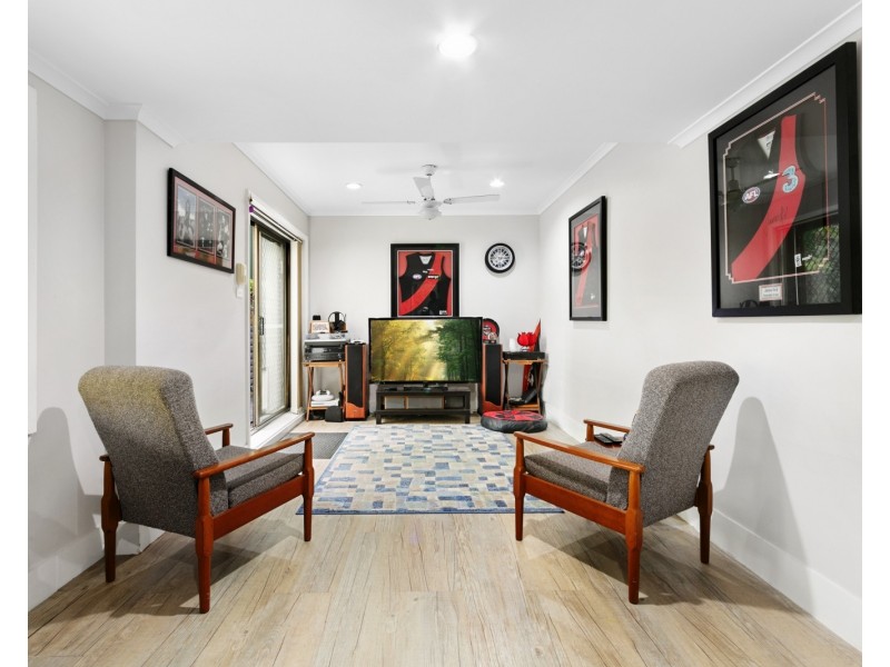 42 Bay View Avenue, East Gosford NSW 2250