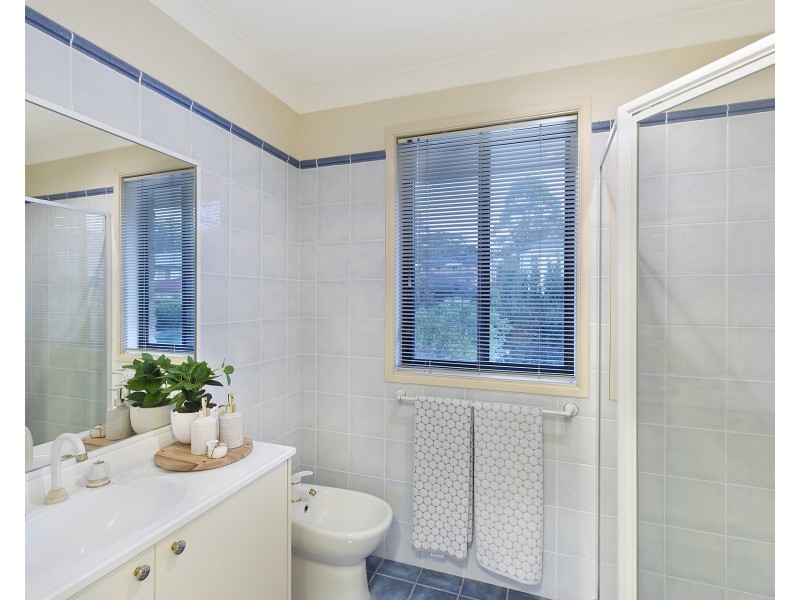 6 Jean Marie Crescent, Erina NSW 2250