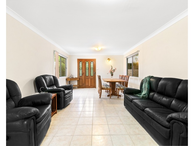 39 Wandella Avenue, Bateau Bay NSW 2261