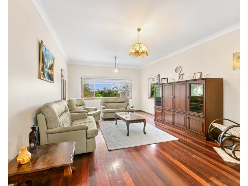 39 Wandella Avenue, Bateau Bay NSW 2261