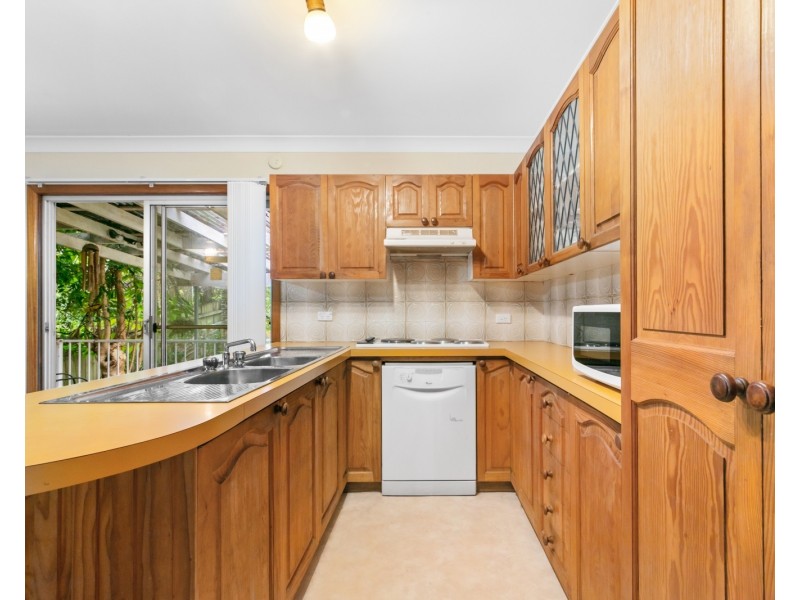 39 Wandella Avenue, Bateau Bay NSW 2261