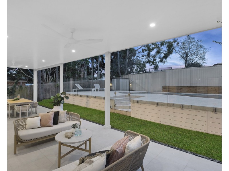 8 Walch Avenue, Bateau Bay NSW 2261