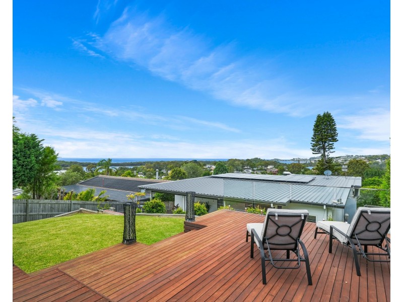 17 Braemar Drive, Wamberal NSW 2260