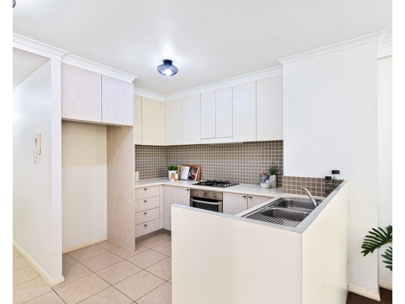 311/80 John Whiteway Drive, Gosford NSW 2250