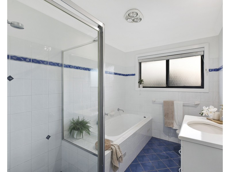 22 Old Farm Place, Ourimbah NSW 2258