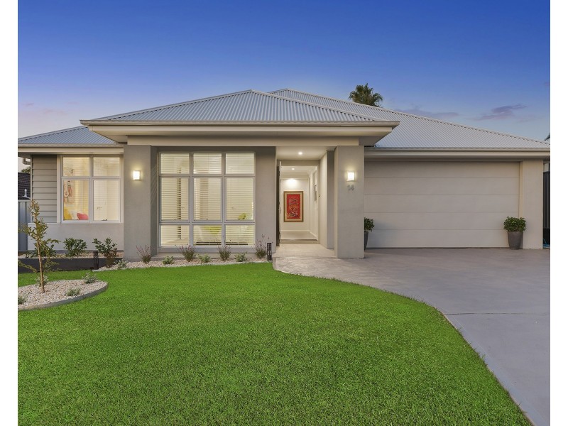 14 Lewis Crescent, Forresters Beach NSW 2260