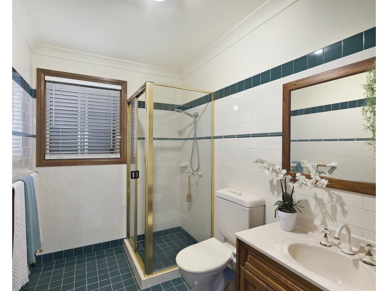 16 Flakelar Crescent, Terrigal NSW 2260