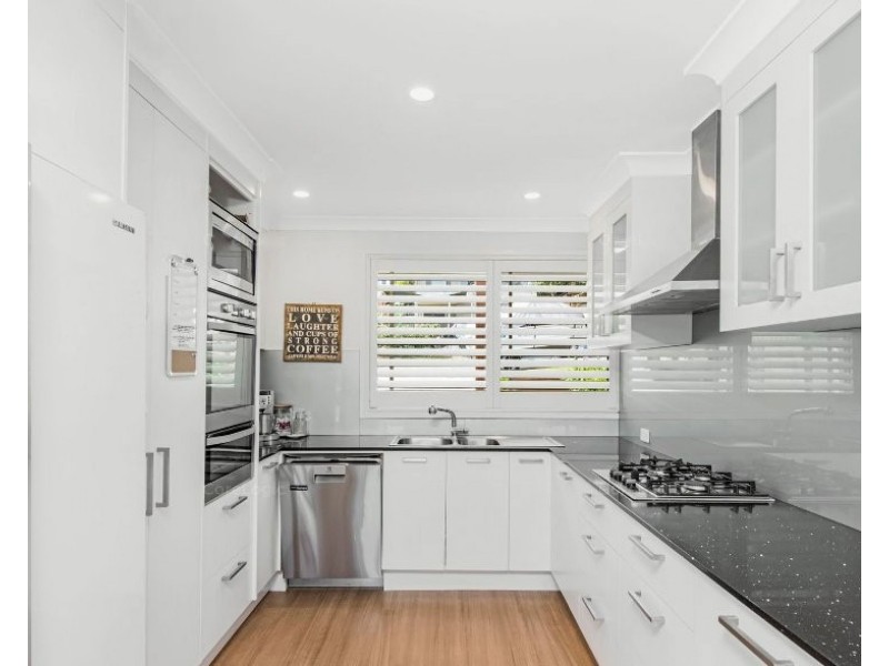 7 Berne Street, Bateau Bay NSW 2261