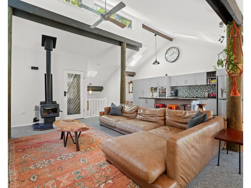 57 Easter Parade, North Avoca NSW 2260