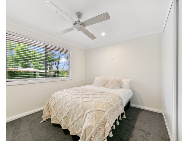 15 Eagle Close, Lisarow NSW 2250