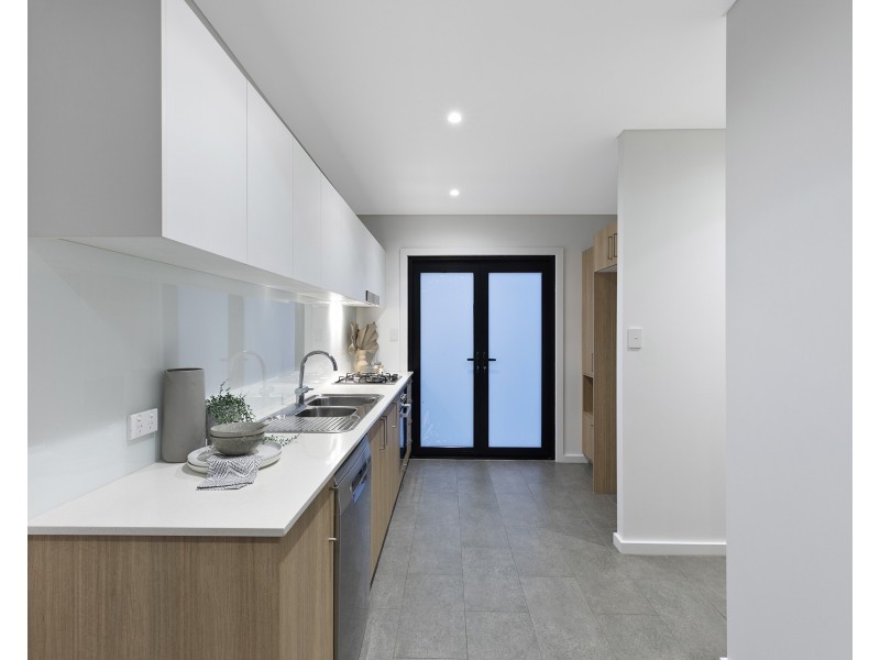 8/5 George Street, East Gosford NSW 2250