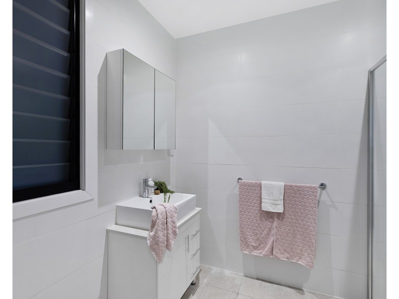 8/5 George Street, East Gosford NSW 2250