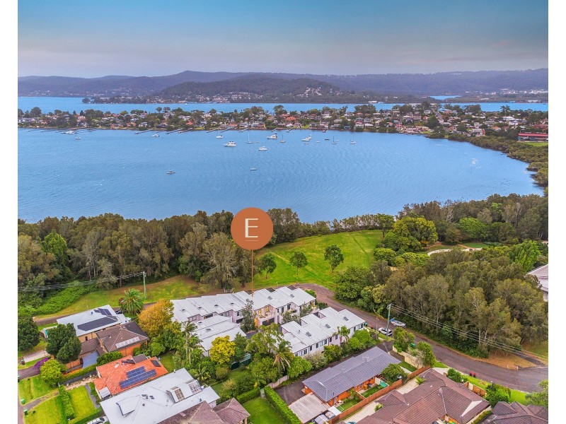 8/5 George Street, East Gosford NSW 2250