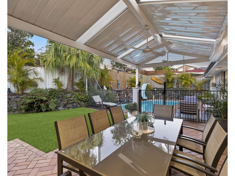 6 Michele Close, Green Point NSW 2251