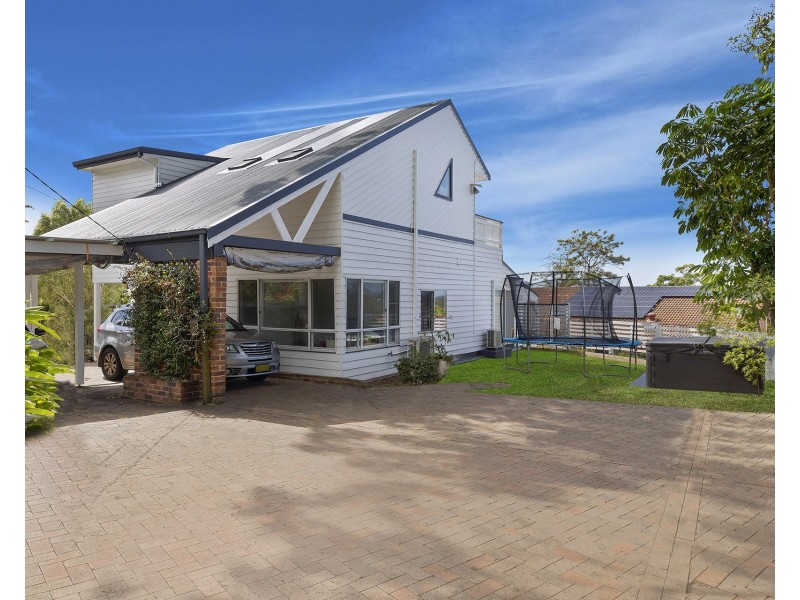 714 The Entrance Road, Wamberal NSW 2260