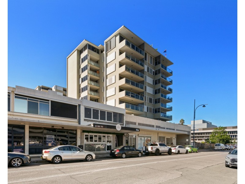 13/12 Baker Street, Gosford NSW 2250