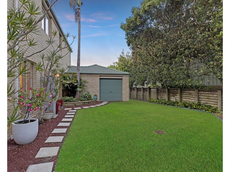 14 Day Dawn Place, Erina NSW 2250