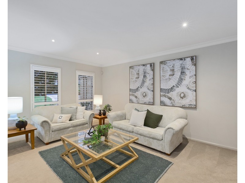 14 Day Dawn Place, Erina NSW 2250