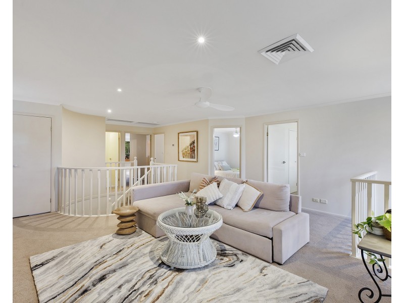 14 Day Dawn Place, Erina NSW 2250