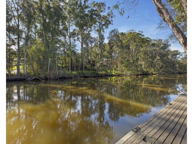 8 Winani Road, Erina NSW 2250