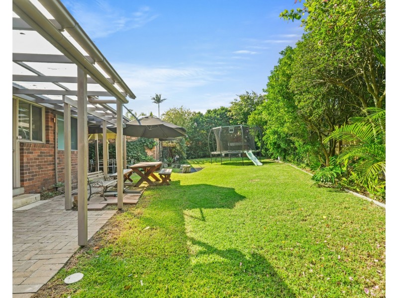 7 Windsor Road, Wamberal NSW 2260