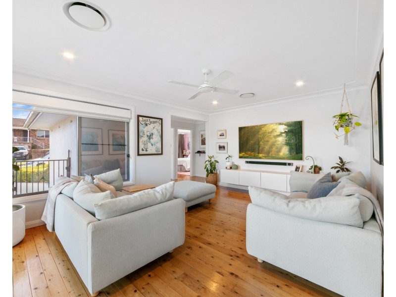 8 Booth Street, Wyoming NSW 2250