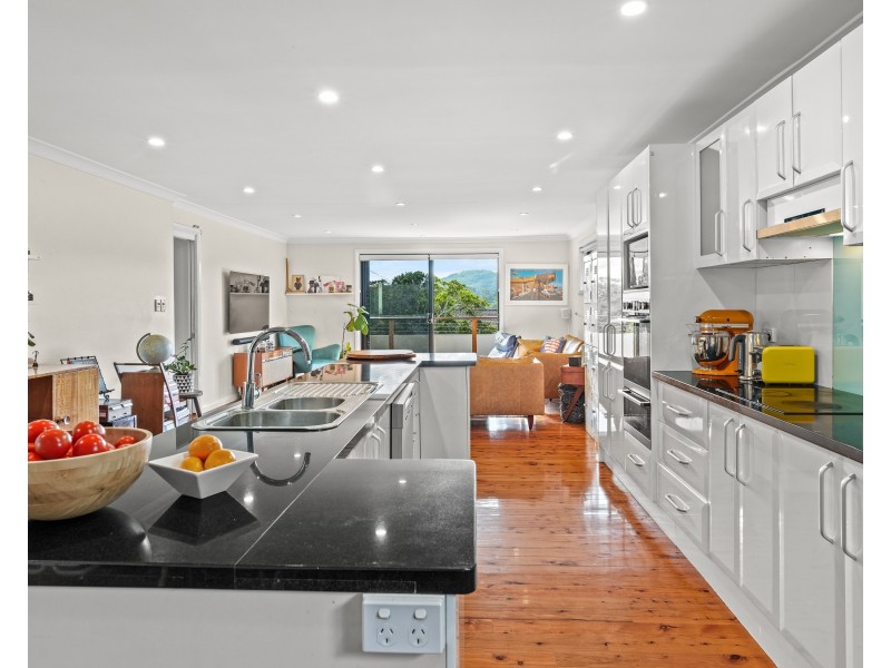 24 Isis Street, Wyoming NSW 2250