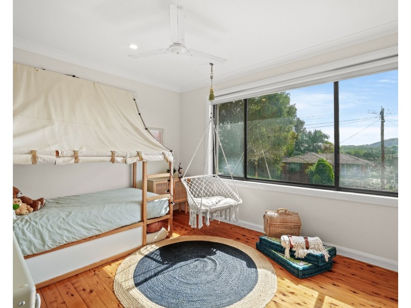 24 Isis Street, Wyoming NSW 2250