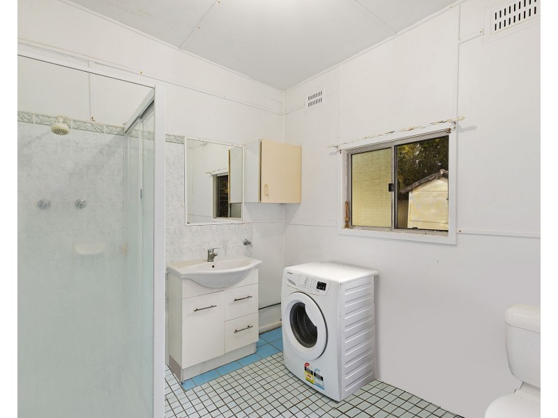 36 Inderan Avenue, Lake Haven NSW 2263