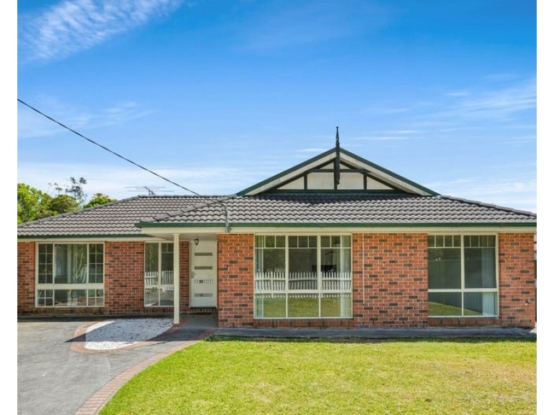 83 Bundilla Parade, Berkeley Vale NSW 2261