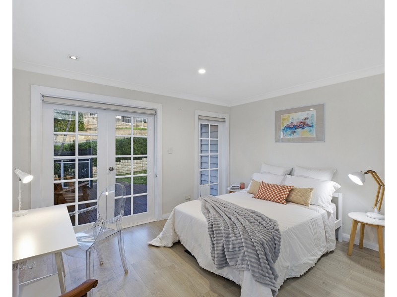 44 Forresters Beach Road, Forresters Beach NSW 2260
