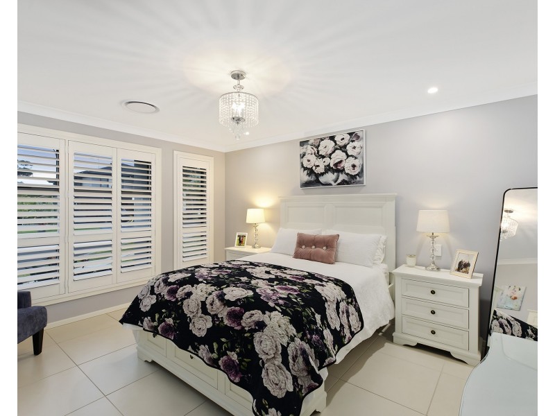 21 Guss Cannon Close, Green Point NSW 2251