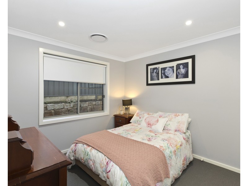 21 Guss Cannon Close, Green Point NSW 2251