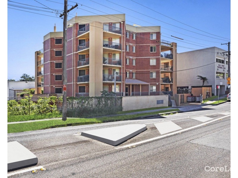 4/12-14 Hills Street, Gosford NSW 2250