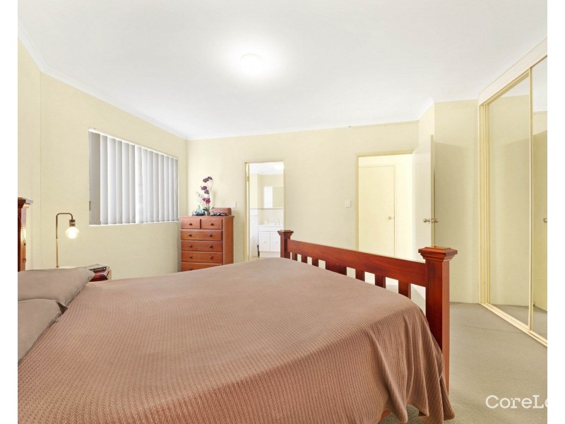 4/12-14 Hills Street, Gosford NSW 2250