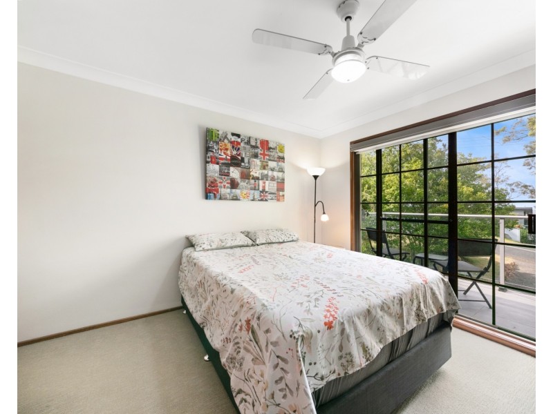 42 Bay View Avenue, East Gosford NSW 2250
