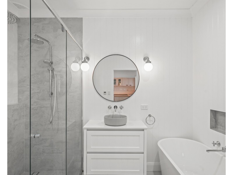 102 Hutton Road, The Entrance North NSW 2261