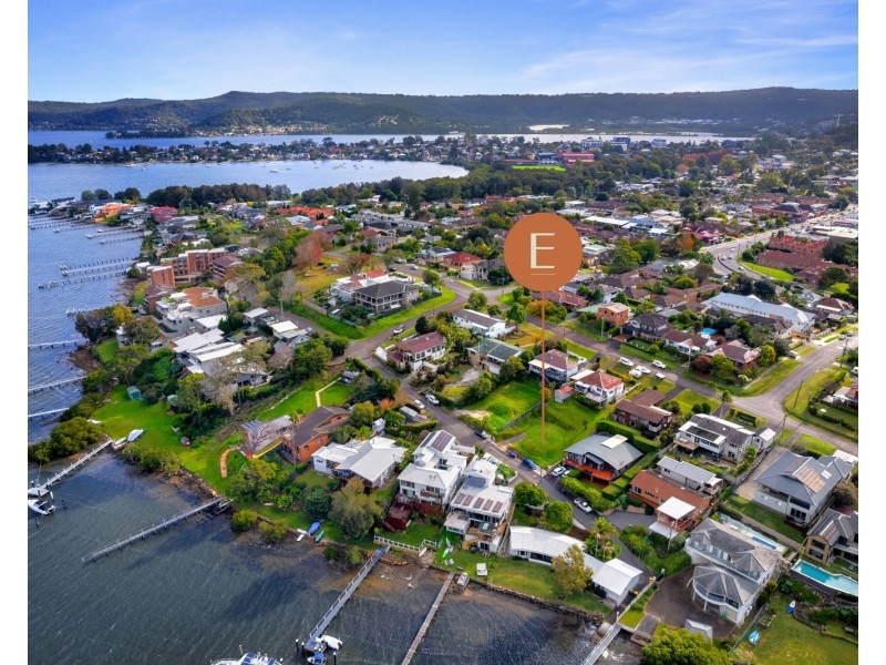 18 Wharf Street, East Gosford NSW 2250
