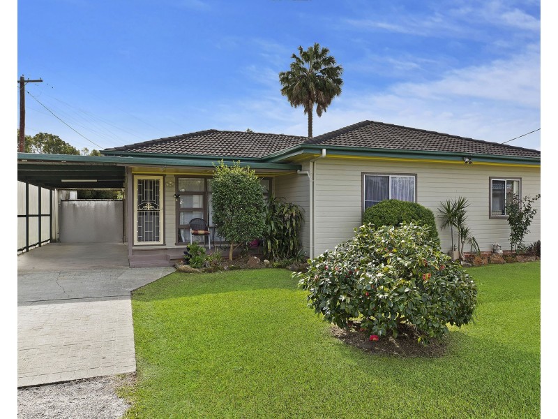 1 Cambridge Circle, Ourimbah NSW 2258