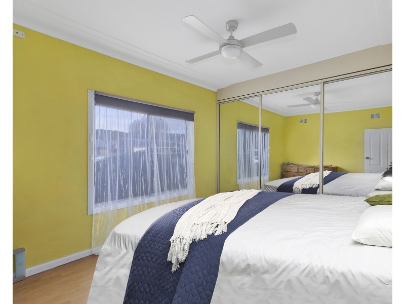 1 Cambridge Circle, Ourimbah NSW 2258