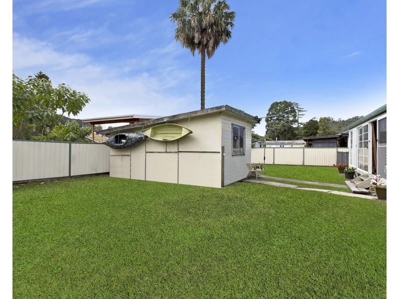 1 Cambridge Circle, Ourimbah NSW 2258