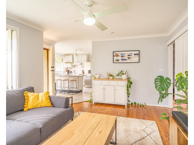 37 Rolfe Street, Kanwal NSW 2259