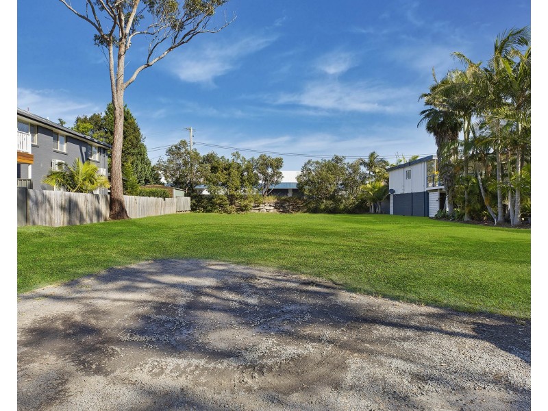 6 Winani Road, Erina NSW 2250