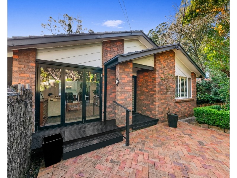 1/12 Redgrove Street, Green Point NSW 2251