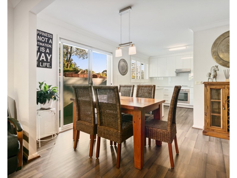 1/12 Redgrove Street, Green Point NSW 2251