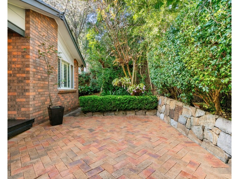 1/12 Redgrove Street, Green Point NSW 2251