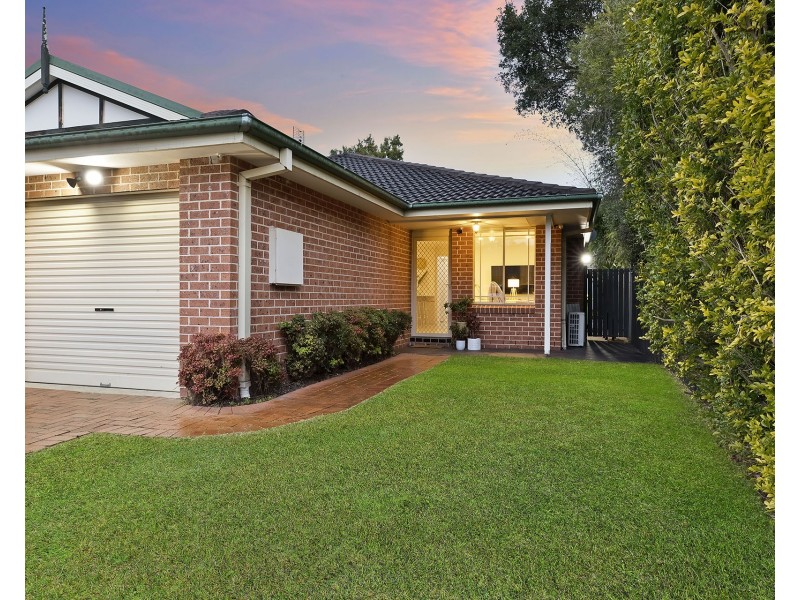 2/4 Jessie Riley Avenue, Erina NSW 2250