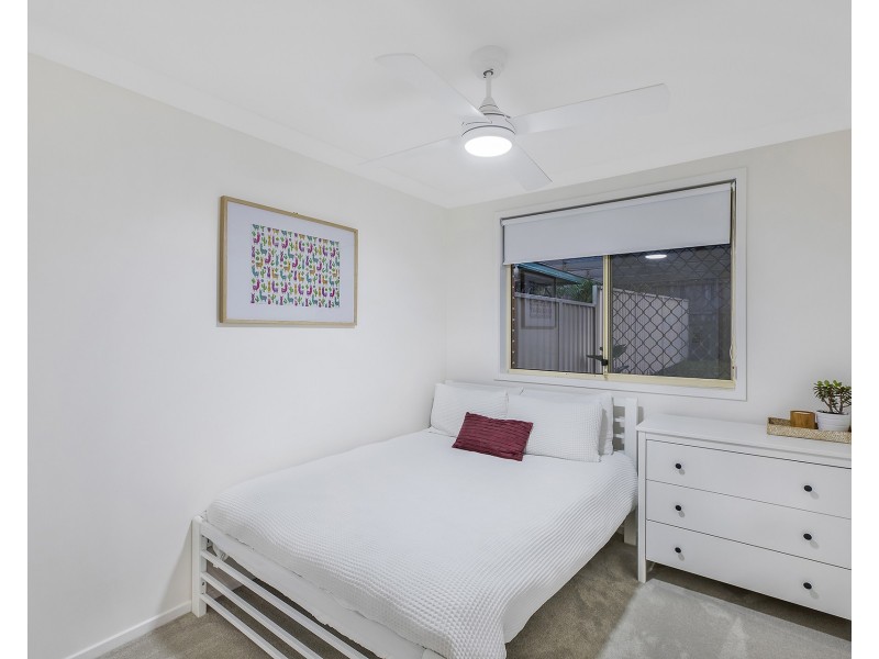 2/4 Jessie Riley Avenue, Erina NSW 2250