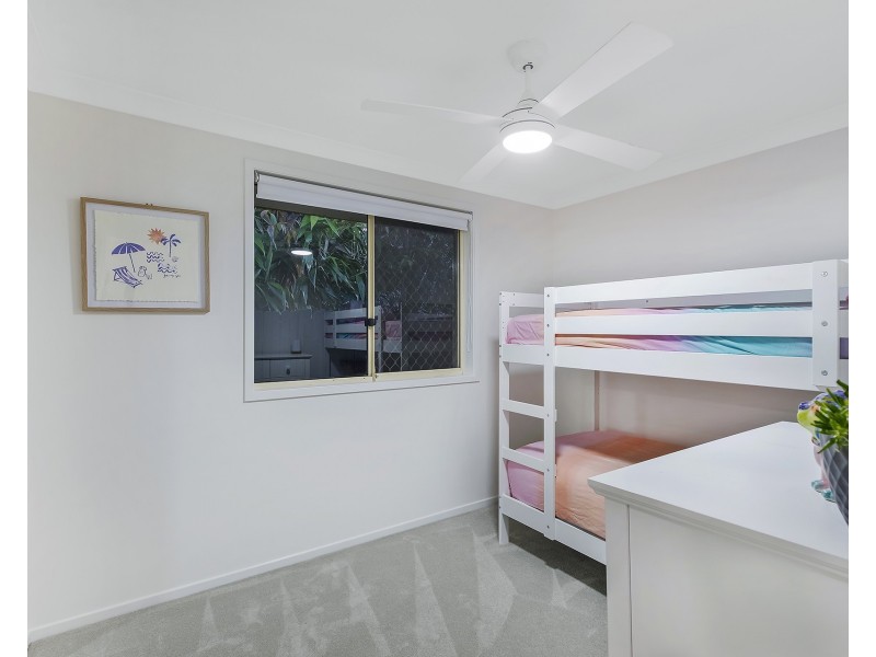 2/4 Jessie Riley Avenue, Erina NSW 2250